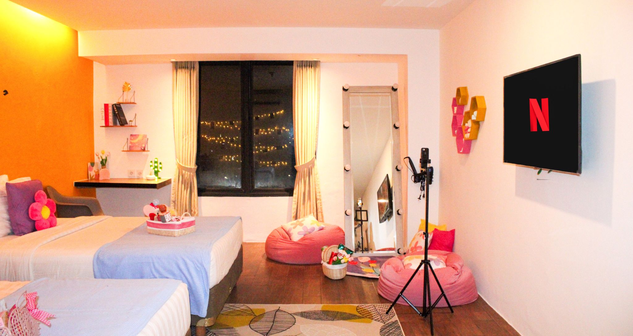 Girls' room with two single beds at Ashley Hotel Group