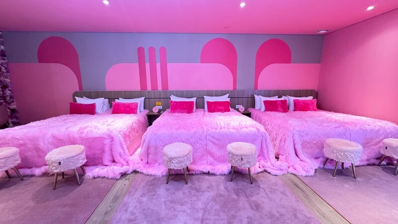 A modern and spacious bride room