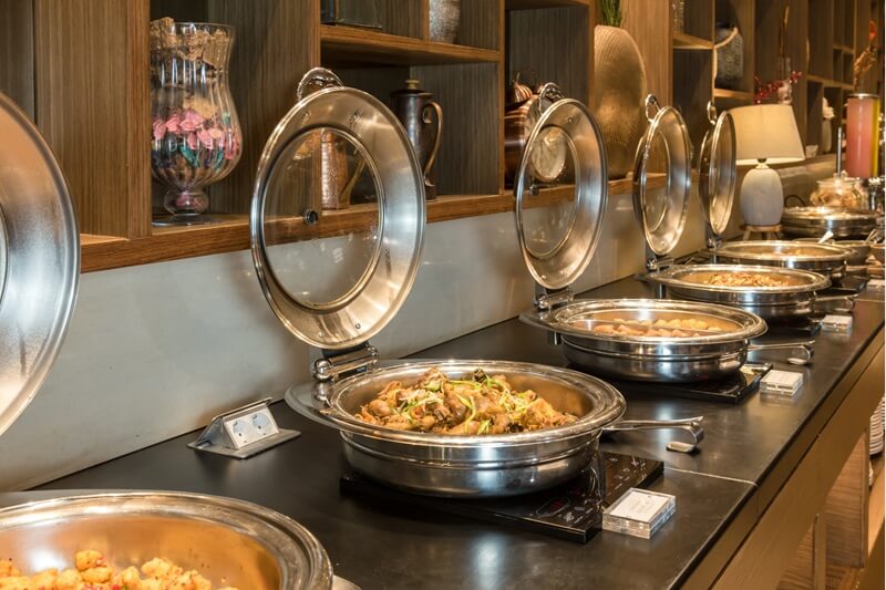 Buffet area and bar in a hotel restaurant