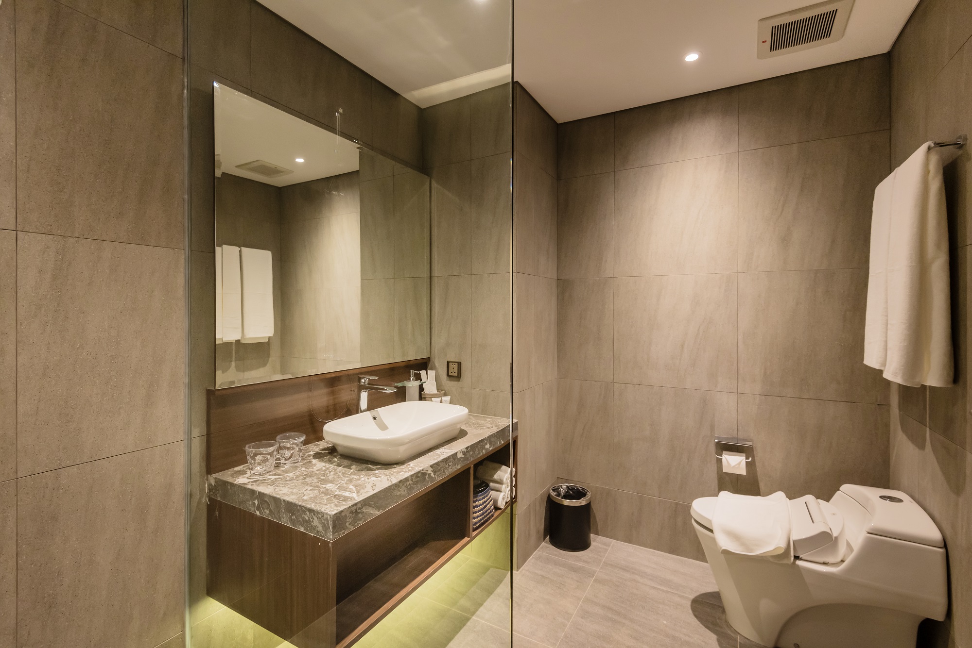 Deluxe Double room at Ashley Tanah Abang hotel