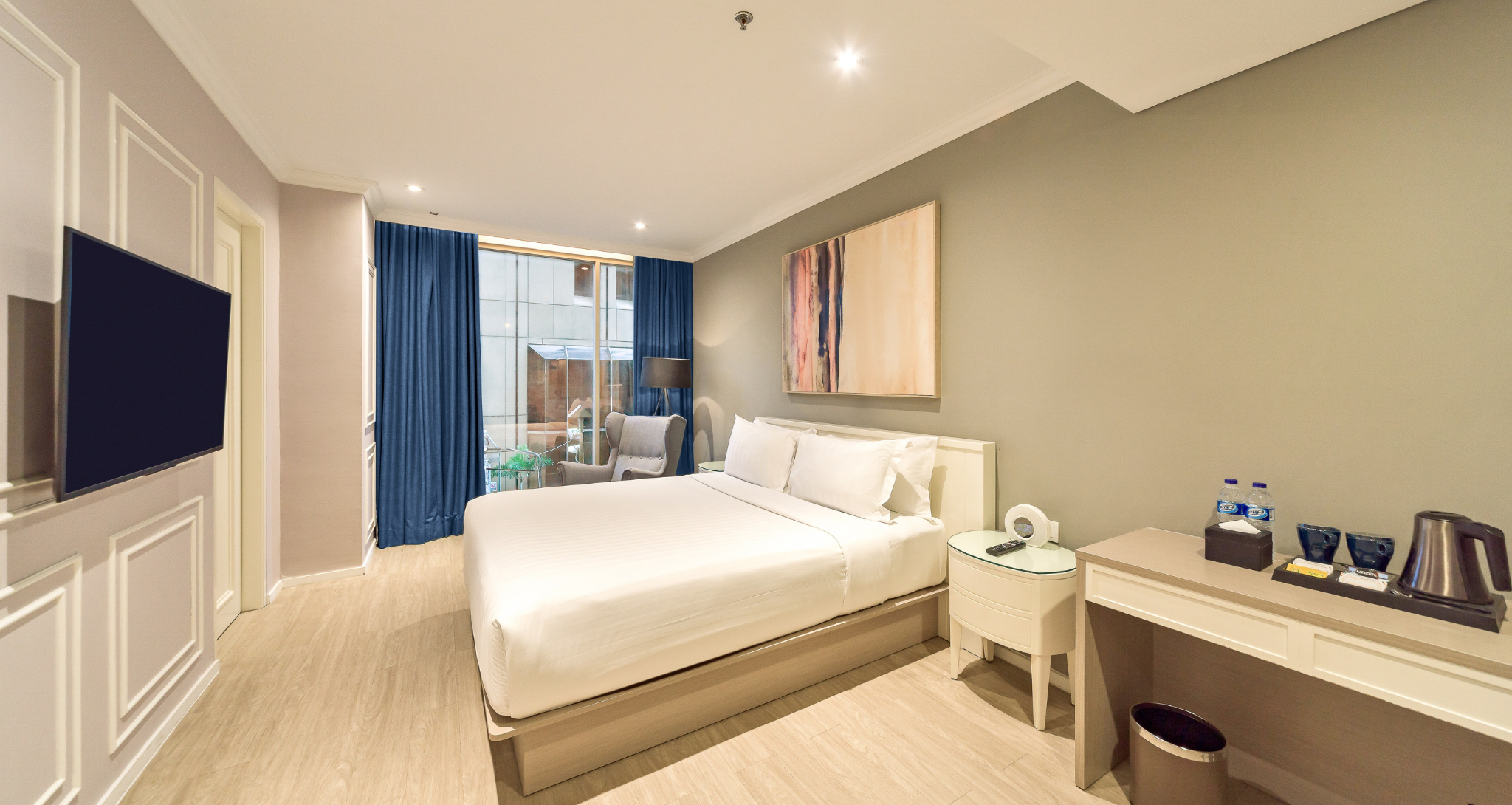 Executive Queen room at Ashley Sabang hotel